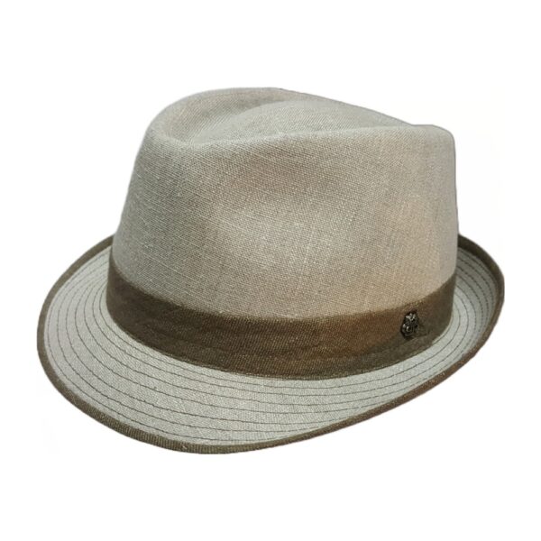 Trilby Leo